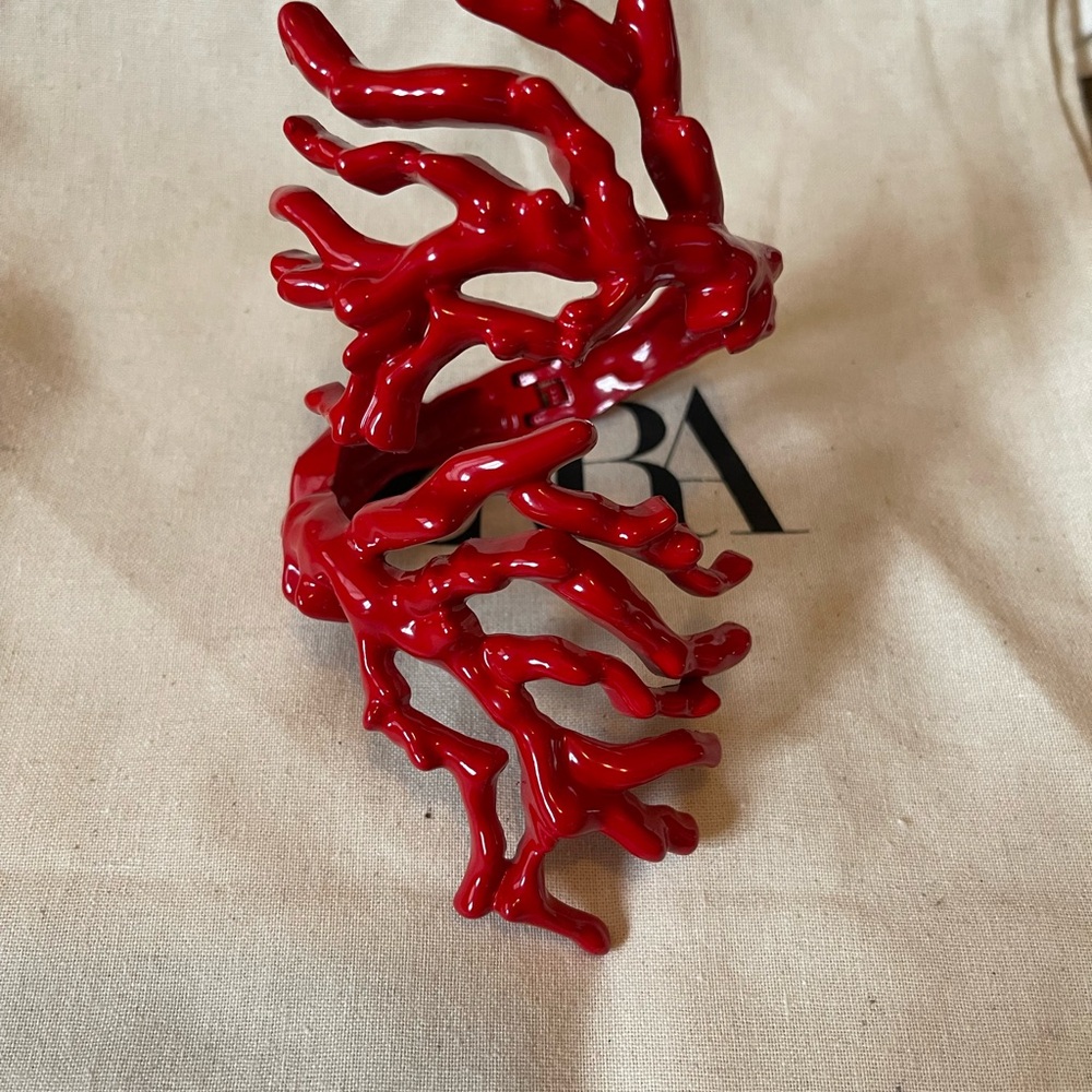Zara Red Coral-Inspired Cuff Bracelet. Hinge closure.
